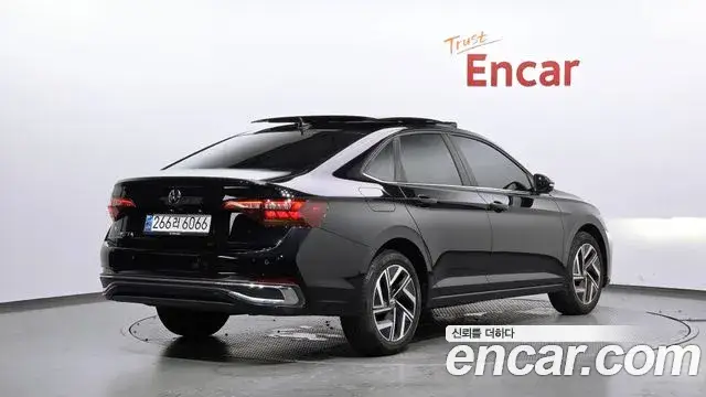 Volkswagen Jetta, 2023