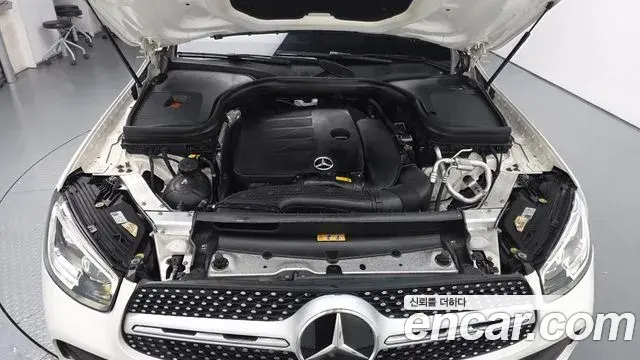 Mercedes-Benz GLC-Class 2023 — Photo 5/20
