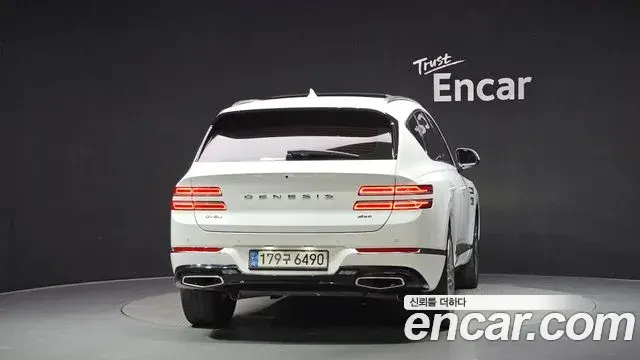 Genesis GV80 2020 — Şəkil 13/32