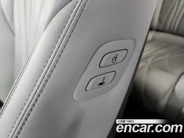 Genesis GV70 2026 — Photo 14/20