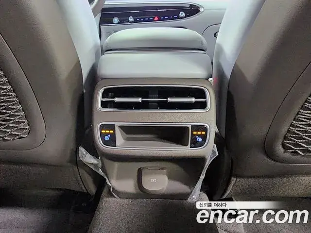 Genesis GV70 2026 — Photo 17/20