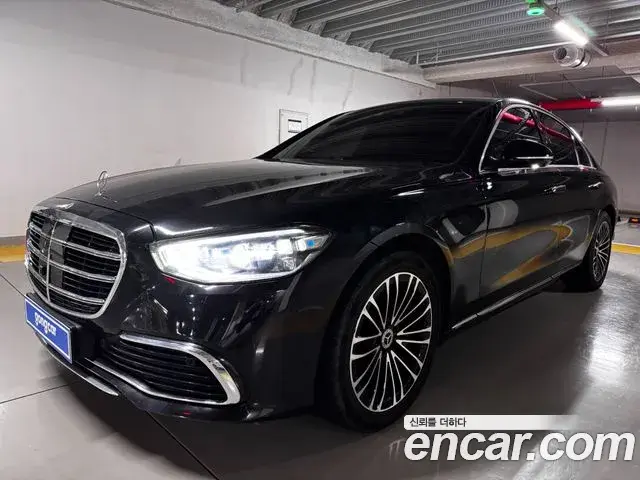 Mercedes-Benz S-Class 2022 — Photo 18/18