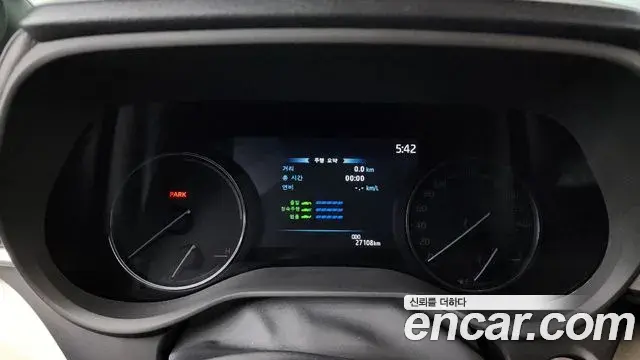 Toyota Sienna 2022 — Şəkil 4/37