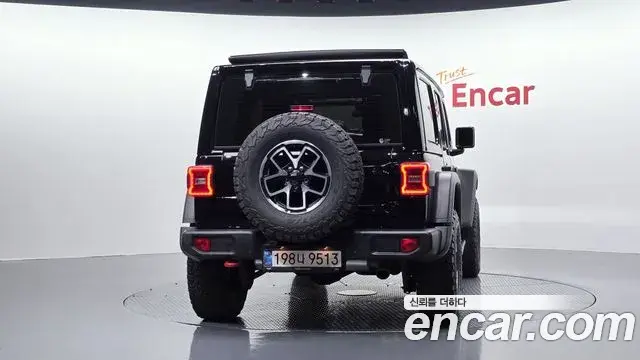 Jeep Wrangler 2025 — Photo 4/20