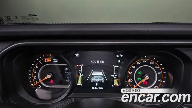 Jeep Wrangler 2025 — Photo 8/20