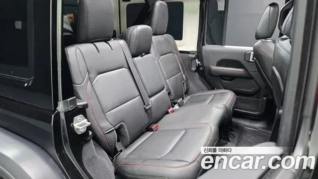 Jeep Wrangler 2025 — Photo 11/20