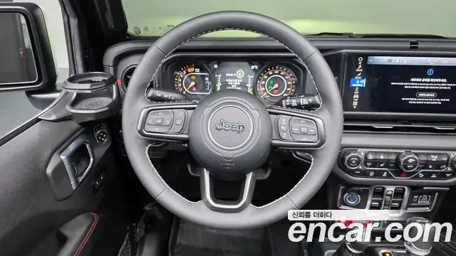 Jeep Wrangler 2025 — Photo 13/20