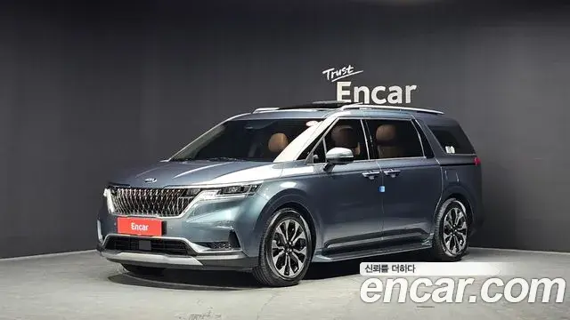 Kia Carnival 2021 — Photo 1/20