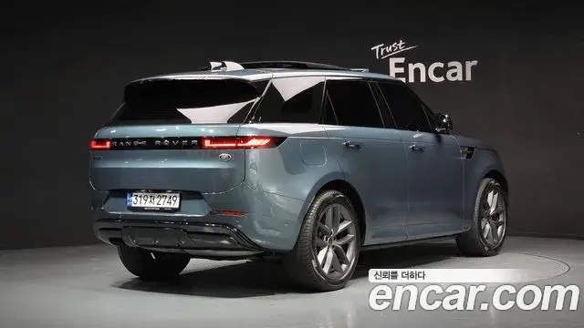 Land Rover Range Rover Sport 2023 — ფოტო 1/20
