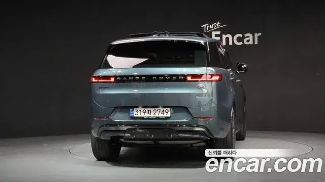 Land Rover Range Rover Sport 2023 — ფოტო 3/20