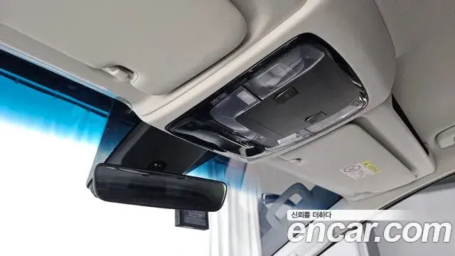 Hyundai Staria 2022 — Photo 16/35
