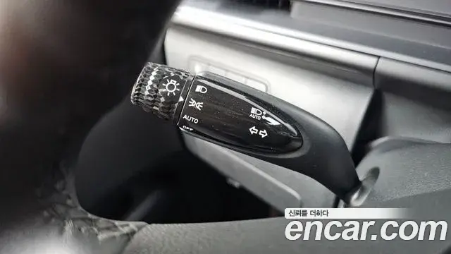 Hyundai Staria 2022 — Photo 5/35