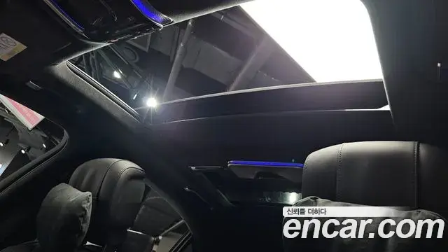 Mercedes-Benz S-Class 2022 — Photo 18/20