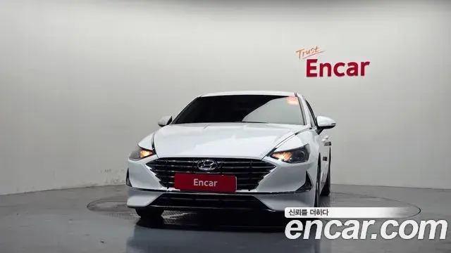 Hyundai Sonata Hybrid 2022 — Şəkil 16/31