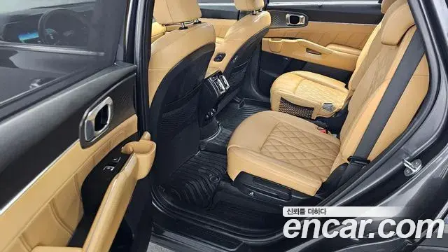 Kia Sorento 2023 — Фото 12/20