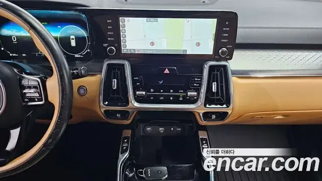 Kia Sorento 2023 — Фото 14/20