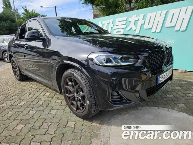 BMW X4 2022 — Фото 20/20