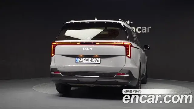 Kia Carnival 2025 — Photo 4/20