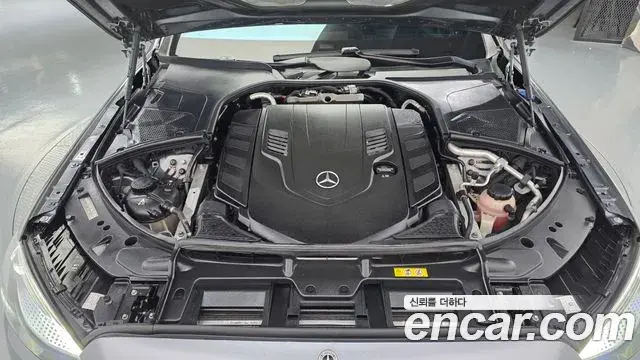 Mercedes-Benz S-Class 2021 — Photo 26/36