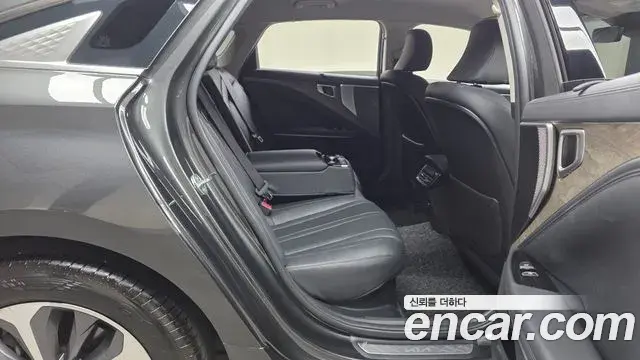 Kia K8 2023 — Photo 25/35