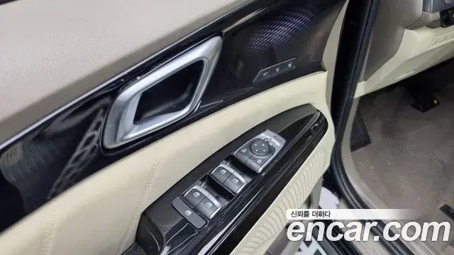 Kia Carnival 2021 — Şəkil 20/20