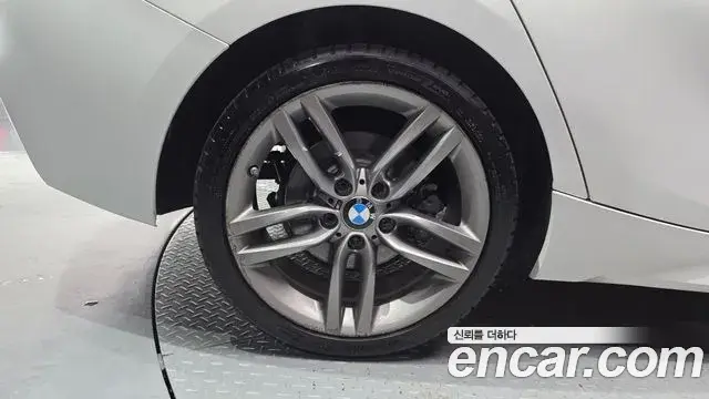 BMW 1 Series 2018 — Şəkil 4/20