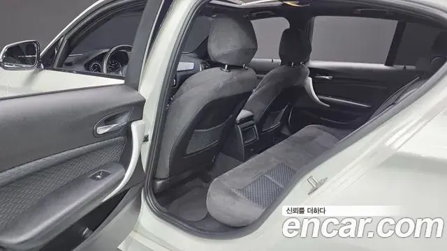 BMW 1 Series 2018 — Şəkil 12/20