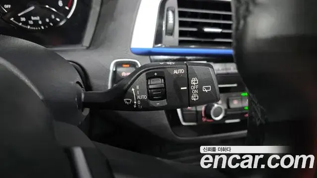 BMW 1 Series 2018 — Şəkil 20/20