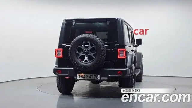 Jeep Wrangler 2020 — ფოტო 4/20