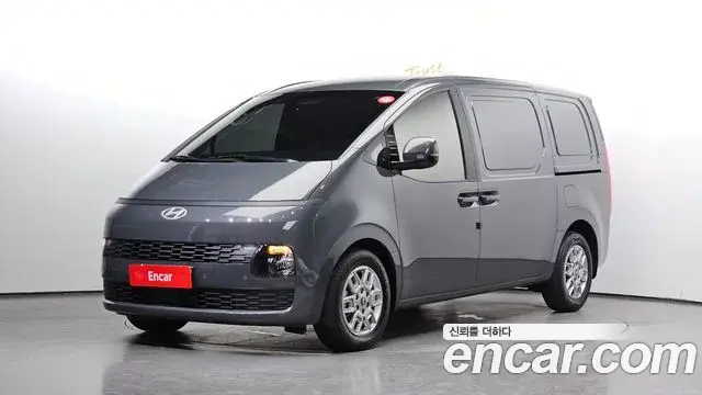 Hyundai Staria 2026 — Фото 1/20
