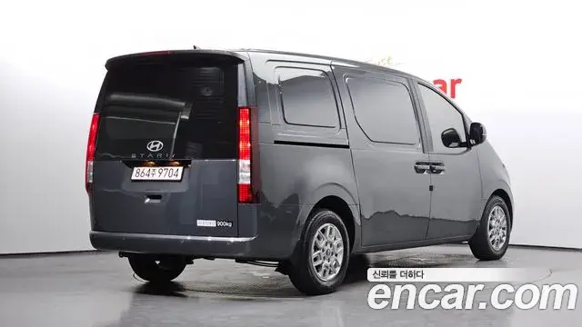 Hyundai Staria 2026 — Фото 2/20