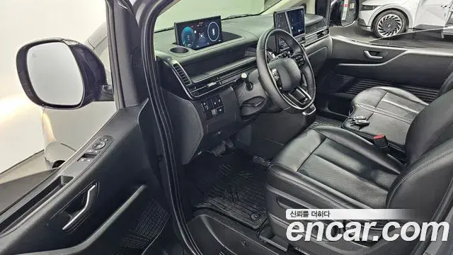 Hyundai Staria 2026 — Фото 10/20