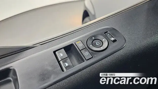 Hyundai Staria 2026 — Фото 18/20