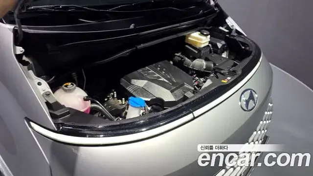 Hyundai Staria 2023 — Photo 6/20