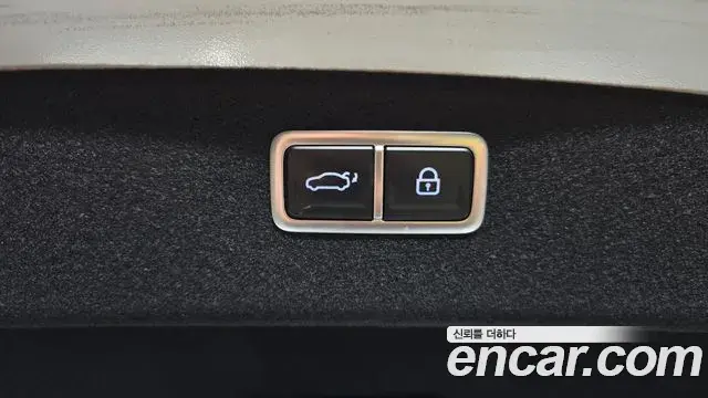 Genesis Electrified G80 2024 — Photo 19/20