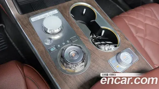 Genesis GV80 2024 — Photo 9/20