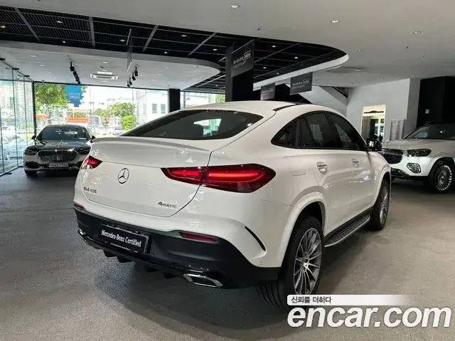 Mercedes-Benz GLE-Class 2026 — Photo 1/19
