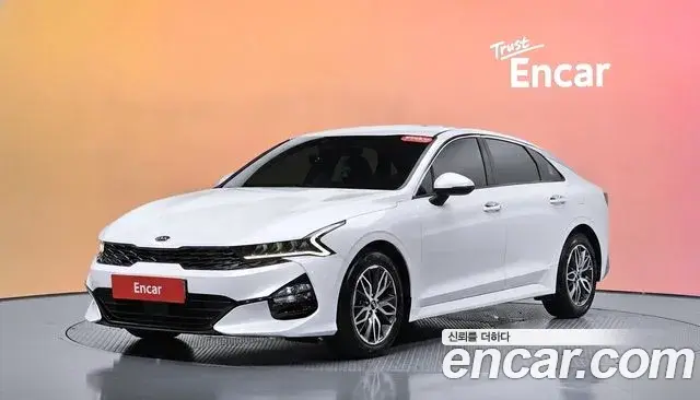 Kia K5 2020 — Şəkil 27/32