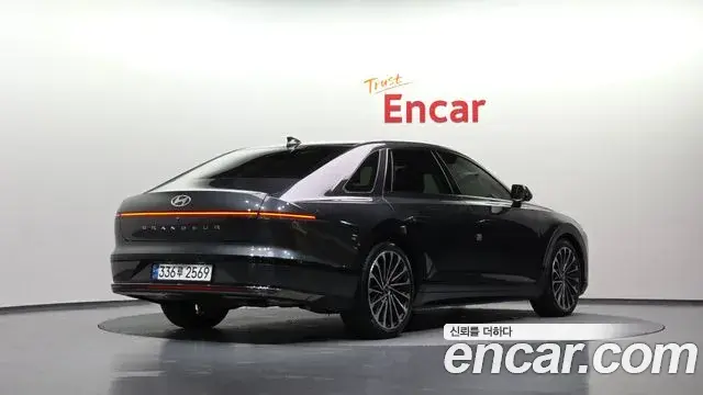 Hyundai Grandeur 2023 — Photo 2/20