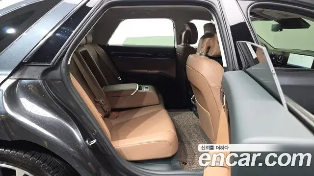 Hyundai Grandeur 2023 — Photo 12/20