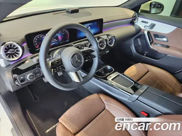 Mercedes-Benz CLA-Class 2026 — Photo 12/20