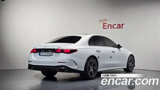 Mercedes-Benz E-Class 2026 — Şəkil 1/20