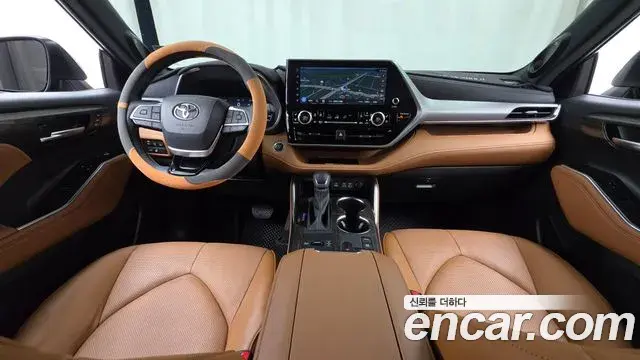 Toyota Highlander 2025 — Photo 7/20