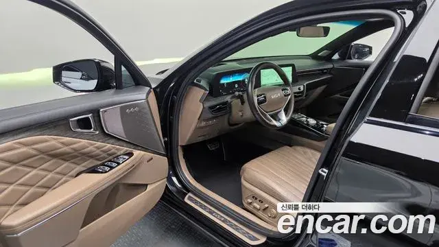 Kia K8 2021 — Photo 10/20