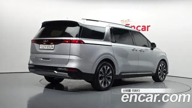 Kia Carnival 2022 — Фото 2/20