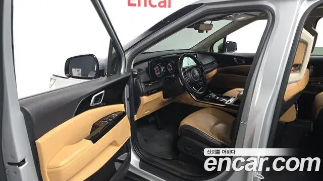 Kia Carnival 2022 — Фото 10/20