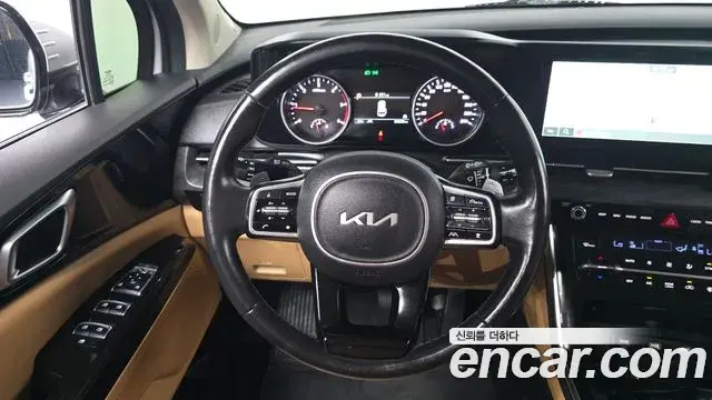 Kia Carnival 2022 — Фото 13/20