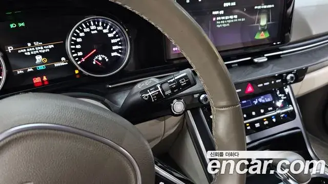 Kia Carnival 2023 — Şəkil 19/20