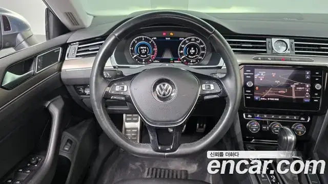 Volkswagen Arteon 2019 — Фото 13/20