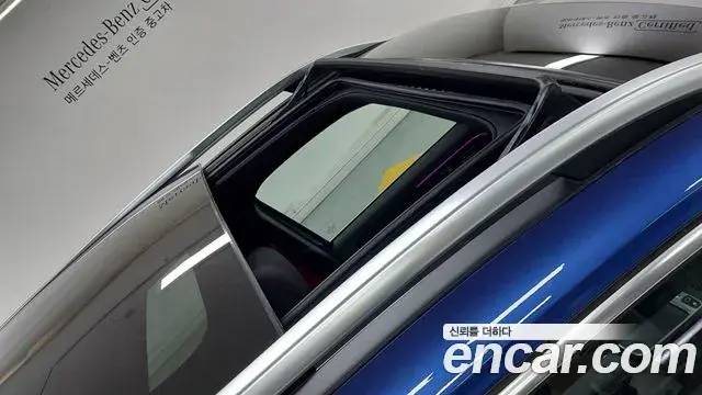 Mercedes-Benz GLB-Class 2025 — Фото 12/18